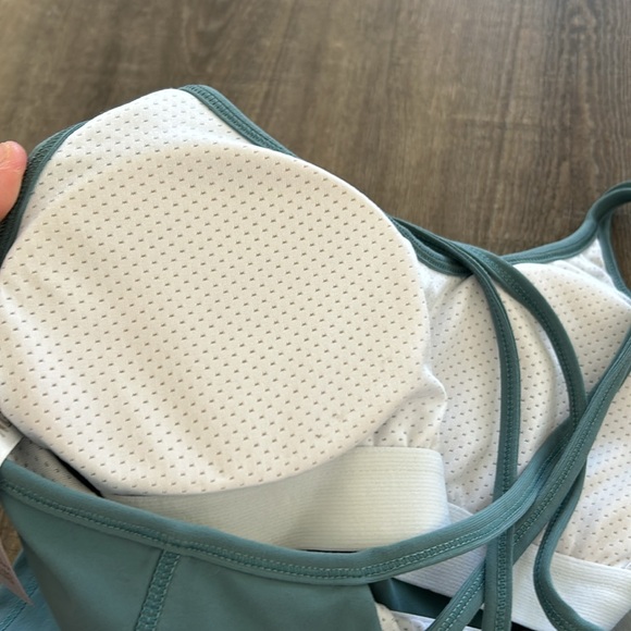 FABLETICS Tank - Picture 5 of 5